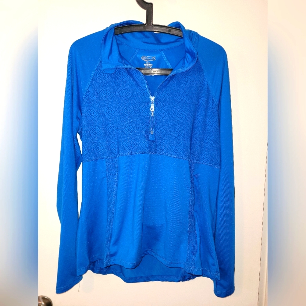XL active shirt